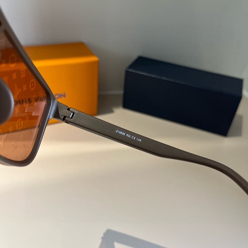 ルイヴィトンサングラス着用イメージ